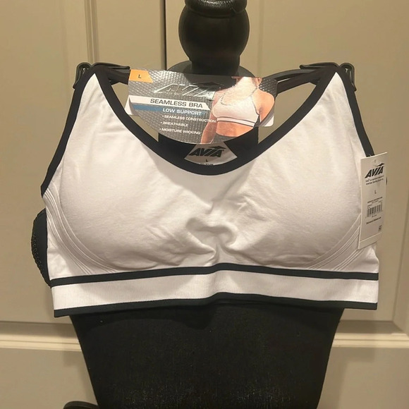 Avia Sports Bra NWT White and Black Sz Large - Picture 1 of 3